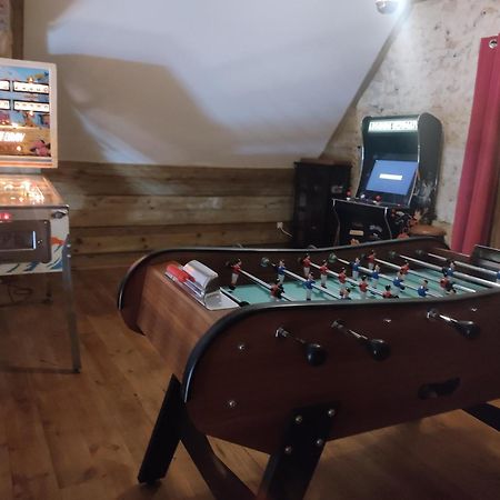 La Valise A Cheval Bed & Breakfast Mezieres-sur-Ponthouin Exterior foto