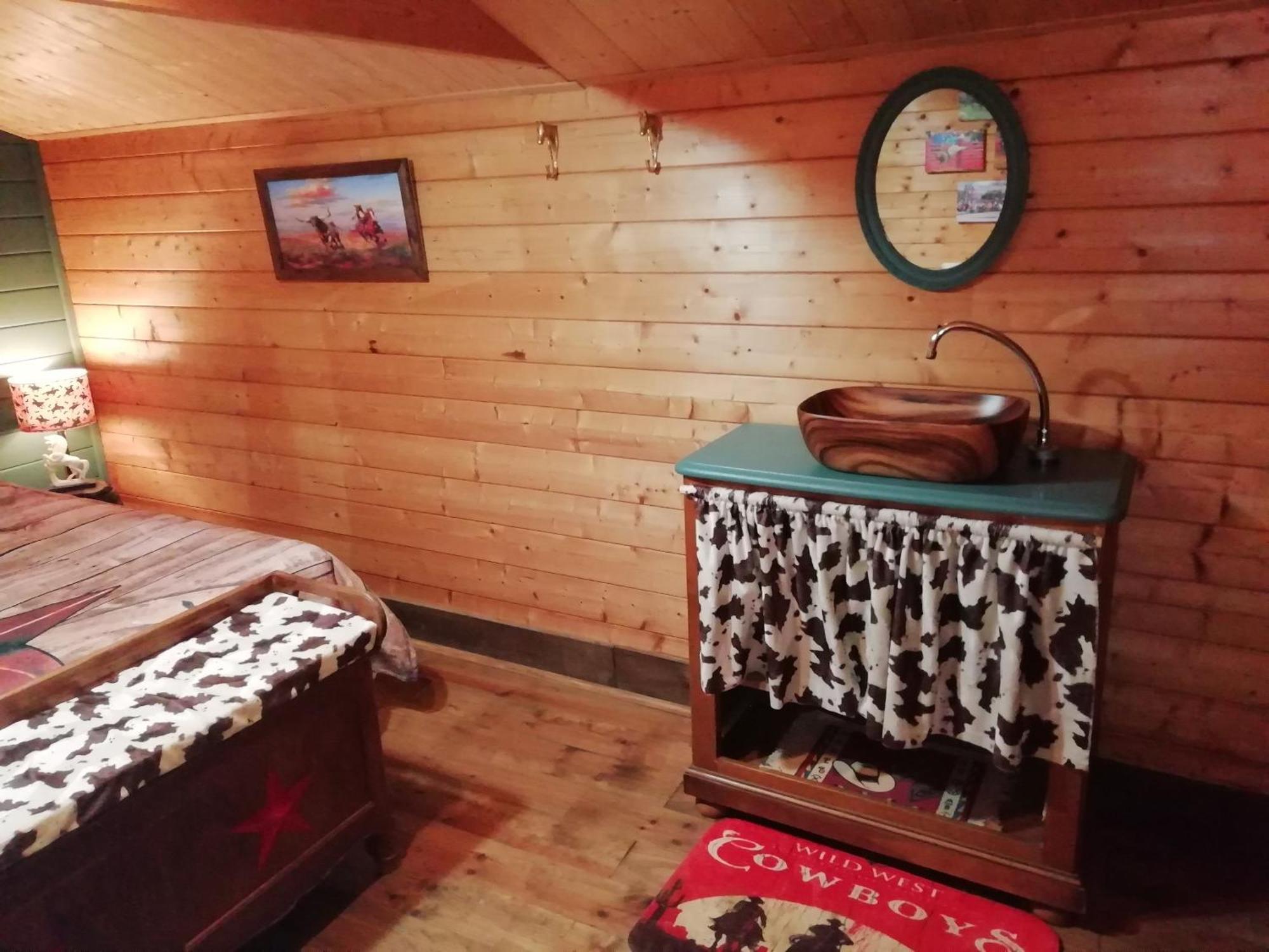 La Valise A Cheval Bed & Breakfast Mezieres-sur-Ponthouin Exterior foto