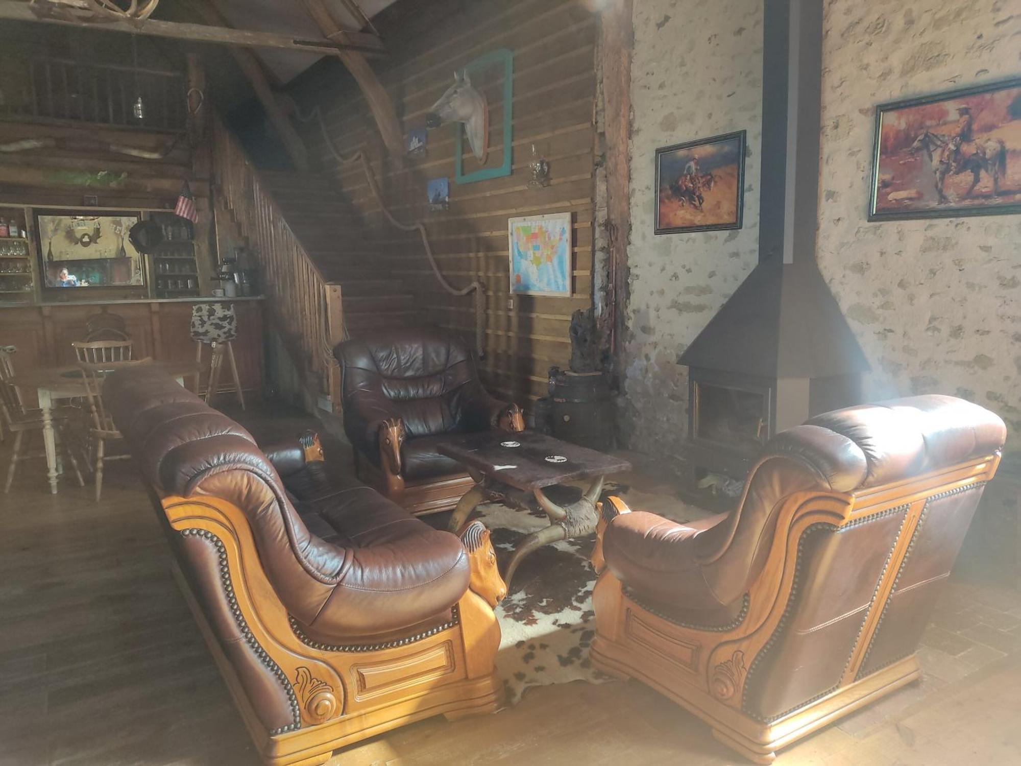 La Valise A Cheval Bed & Breakfast Mezieres-sur-Ponthouin Exterior foto